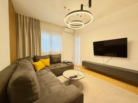 Sale, one bedroom apartment, 45m², New City, Podgorica - image 10