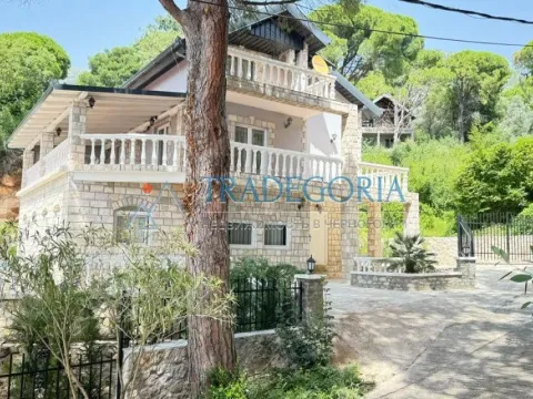 Prodaja, kuća, 320m², Bar, Crna Gora