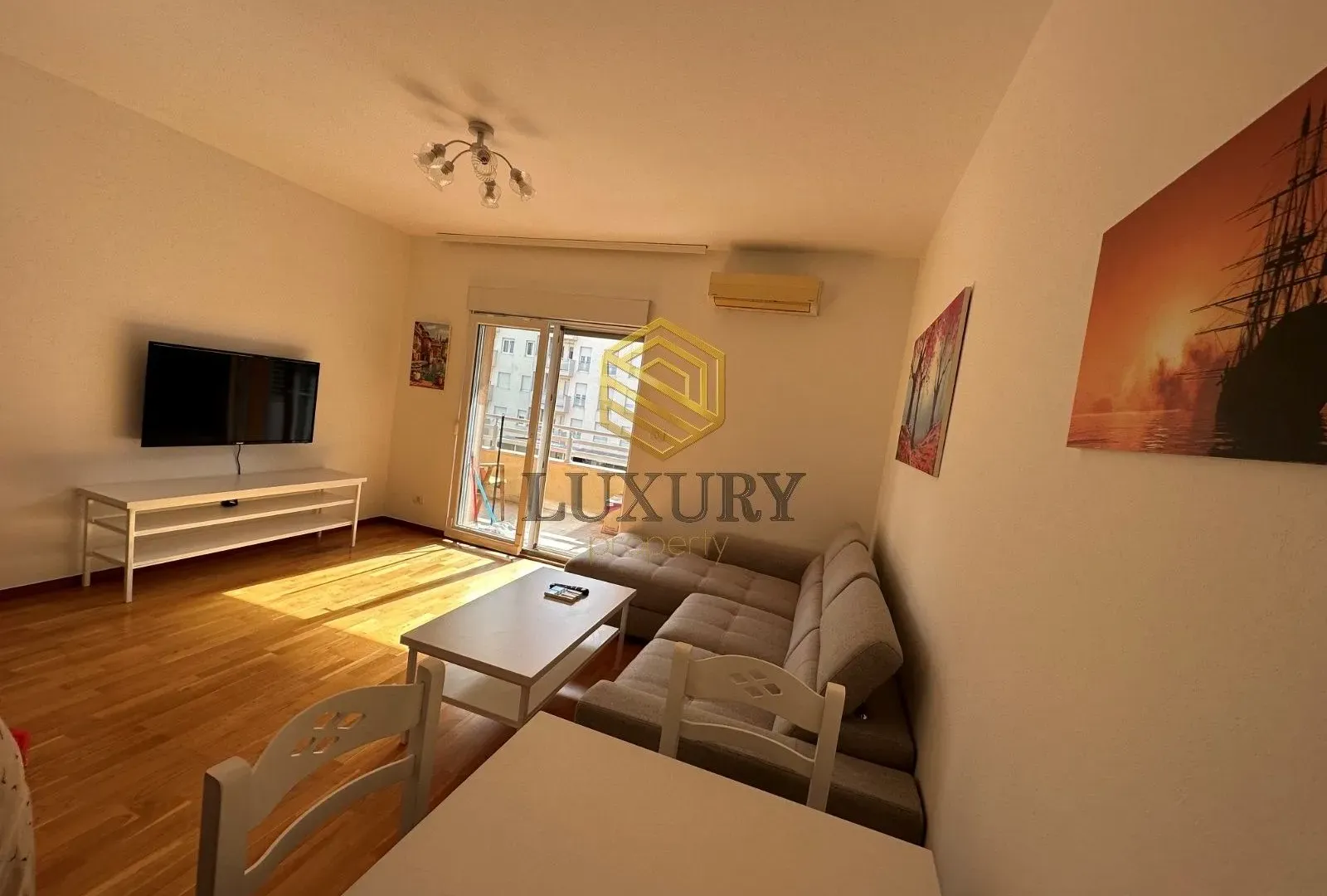 Rent, one bedroom apartment, 50m², City Kvart, Podgorica