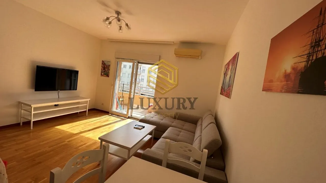 Rent, one bedroom apartment, 50m², City Kvart, Podgorica