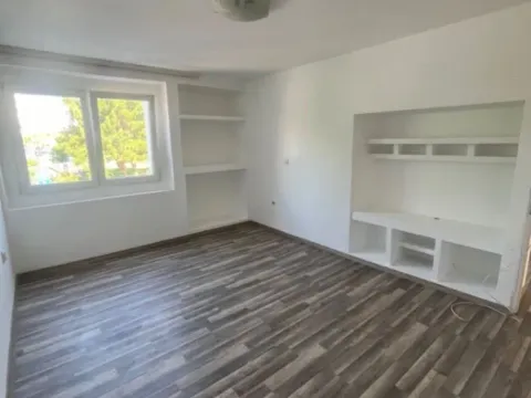 Prodaja, dvosoban stan, 72m², Zabjelo, Podgorica