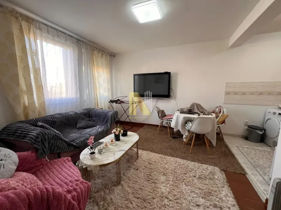 Prodaja, jednosoban stan, 35m², Grbavica, Novi Sad Sve Podlokacije