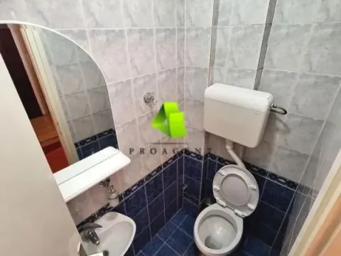 Izdavanje, trosoban stan, 76m², Medijana, Niš - image 15