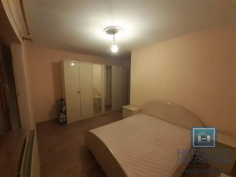 Prodaja, kuća, 325m², Solaris, Jagodina