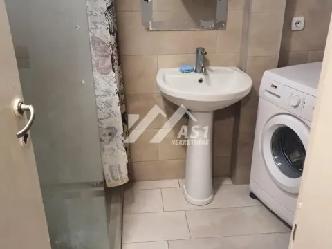 Rent, three bedroom apartment, 80m², Rotkvarija, Novi Sad Sve Podlokacije - image 6