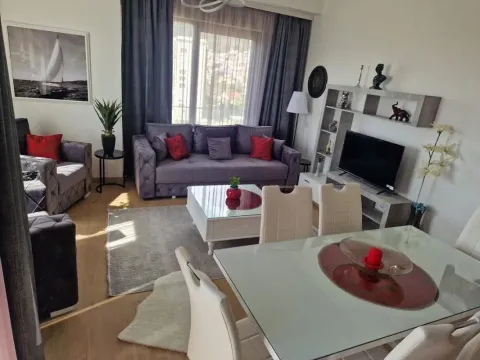 Rent, two bedroom apartment, 70m², Bar, Crna Gora - image 10