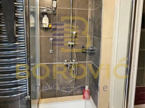 Izdavanje, četvorosoban stan, 114m², Lion, Zvezdara Sve Podlokacije - image 11