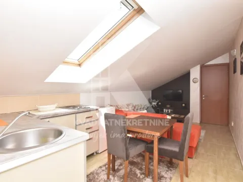 Izdavanje, jednosoban stan, 38m², 1 maj, Podgorica - image 3