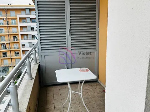 Prodaja, jednosoban stan, 51m², City Kvart, Podgorica - image 8