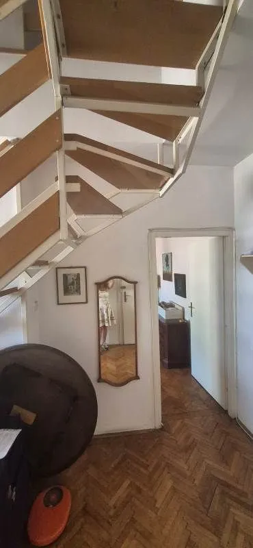 Prodaja, dvosoban stan, 75m², Kalenić Pijaca, Vračar Sve Podlokacije