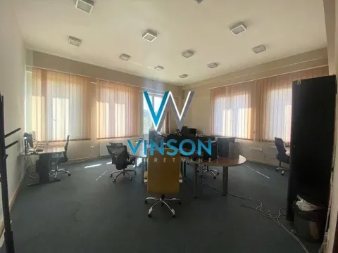 Izdavanje, poslovni prostor, 680m², Novo naselje, Novi Sad - image 9