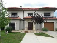 Rent, house, 200m², Tološi, Podgorica - image 3