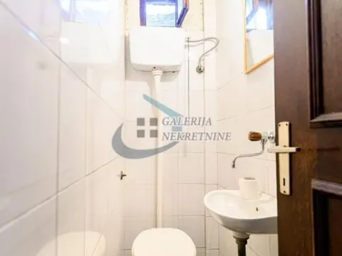 Sale, four bedroom apartment, 81m², Đeram Pijaca, Beograd - image 20