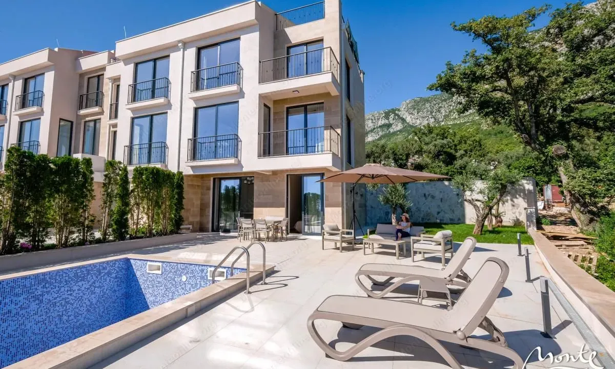 Prodaja, kuća, 220m², Reževići, Budva