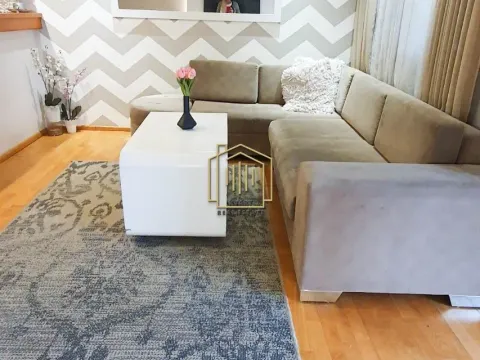 Izdavanje, dvosoban stan, 64m², Pobrežje, Podgorica