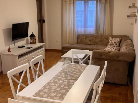 Prodaja, dvosoban stan, 67m², Stari Aerodrom, Podgorica - image 3