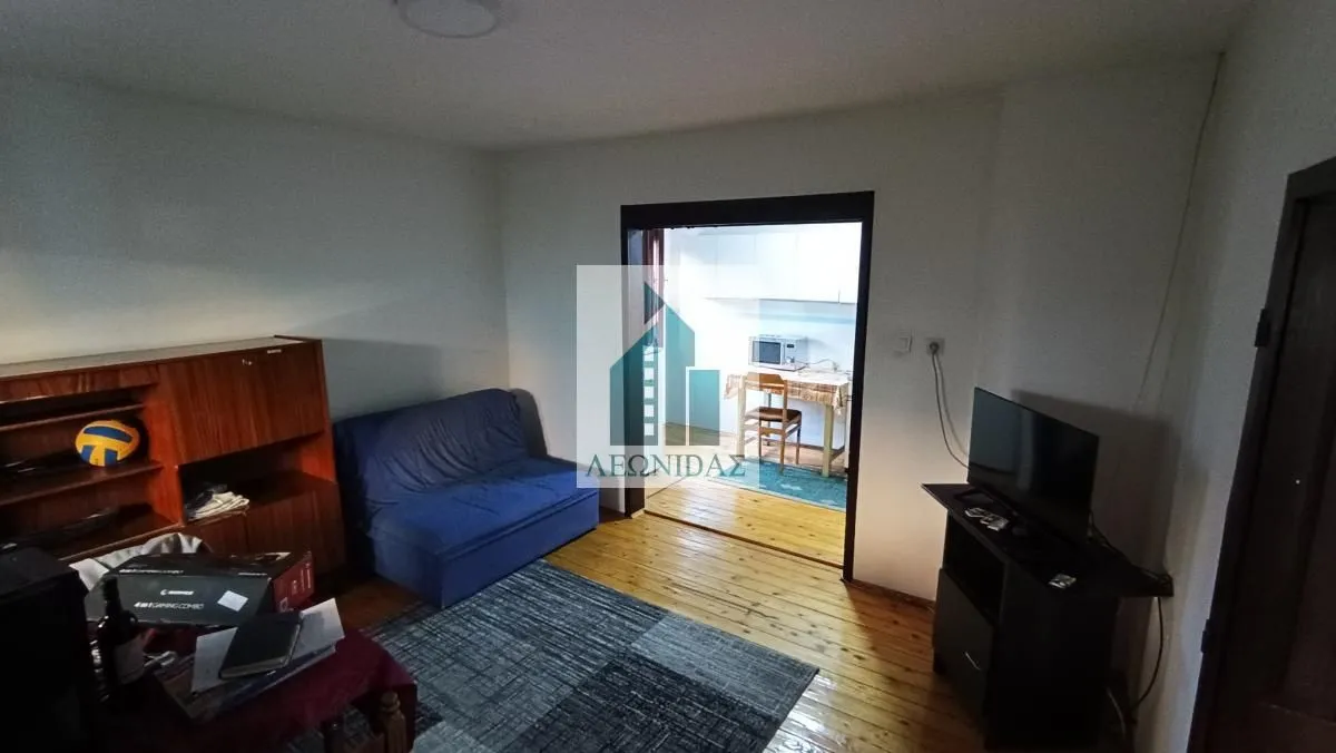 Izdavanje, trosoban stan, 100m², Staro groblje, Niš