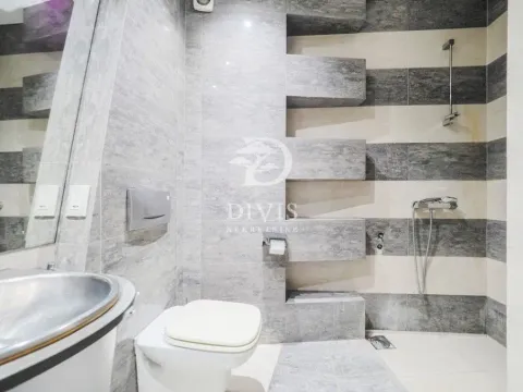 Prodaja, četvorosoban stan, 118m², Savski Venac, Beograd - image 11