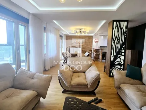 Izdavanje, trosoban stan, 109m², Zemun Sve Podlokacije, Beograd - image 3