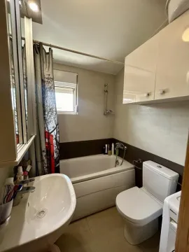 Rent, one bedroom apartment, 50m², Blok 9, Podgorica - image 2