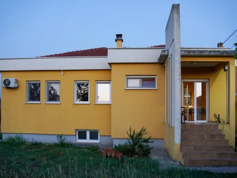 Rent, house, 160m², Zeta, Podgorica - image 5