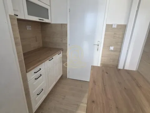 Sale, three bedroom apartment, 75m², Medijana, Niš - image 2