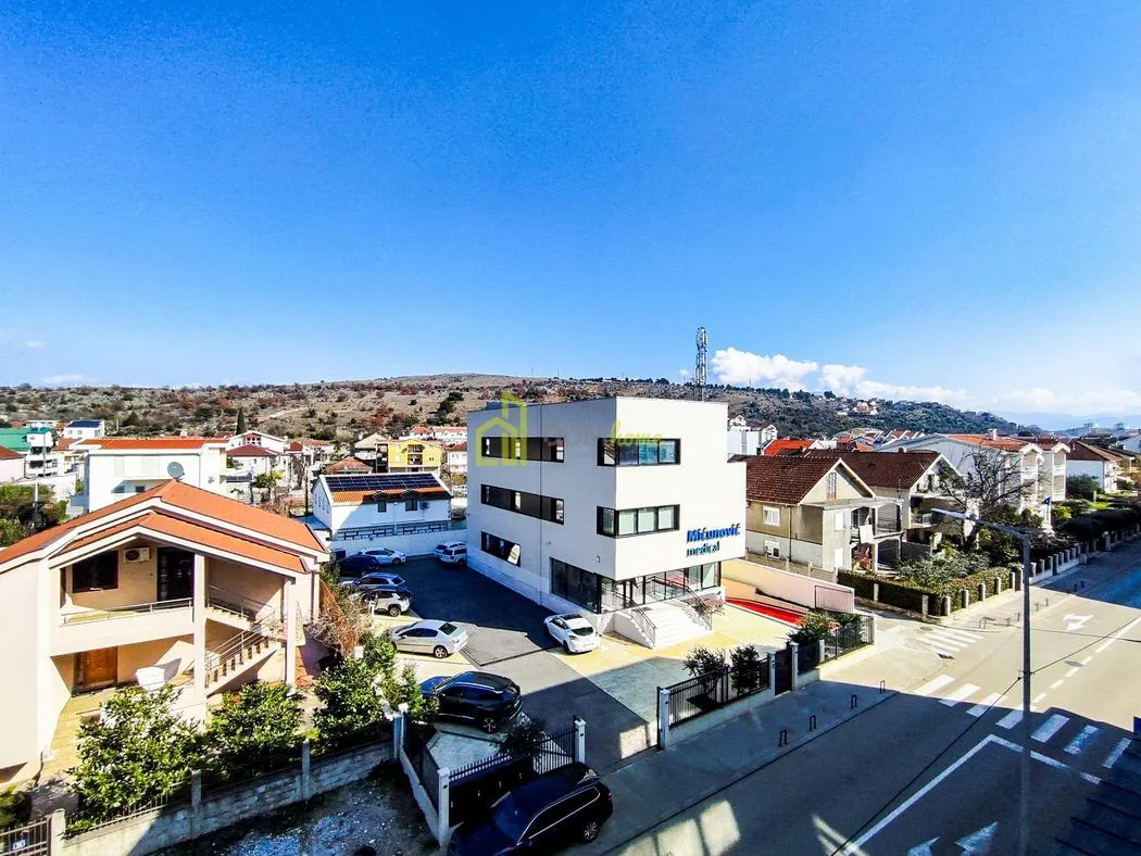 Izdavanje, dvosoban stan, 63m², Dalmatinska ulica, Podgorica