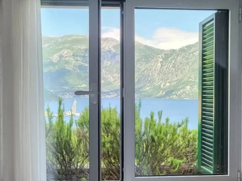 Prodaja, dvosoban stan, 94m², Morinj, Kotor - image 12