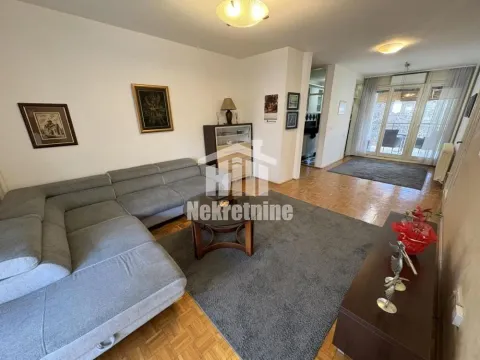 Prodaja, četvorosoban stan, 88m², Čukarička Padina, Beograd - image 1