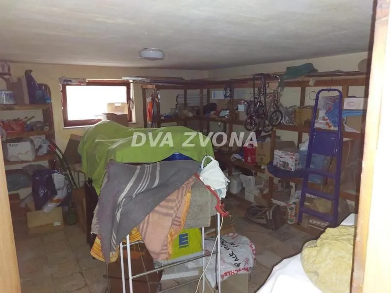 Prodaja, kuća, 400m², Sremska Kamenica, Petrovaradin