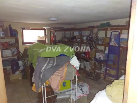 Sale, house, 400m², Sremska Kamenica, Petrovaradin - image 36