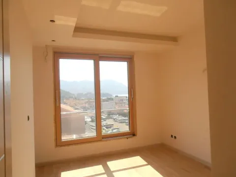 Prodaja, stan, 55m², Budva, Crna Gora - image 4
