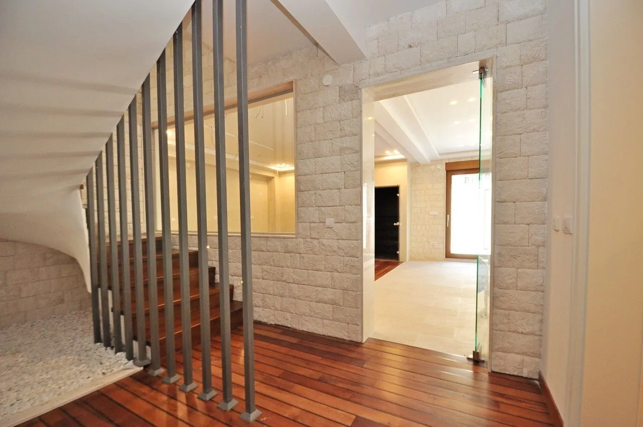 Sale, house, 258m², Reževići, Budva