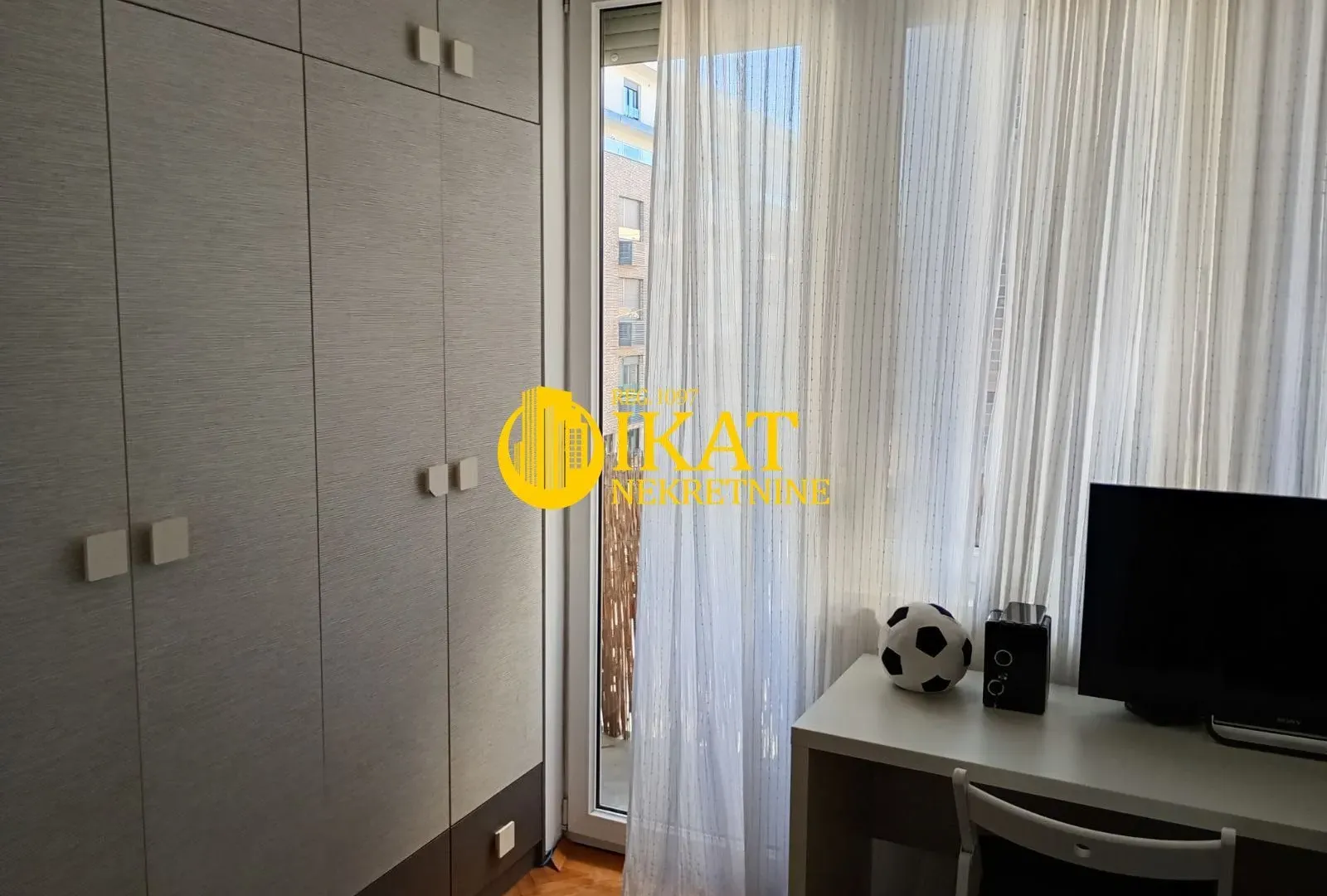 Sale, three bedroom apartment, 69m², Vračar Sve Podlokacije, Beograd