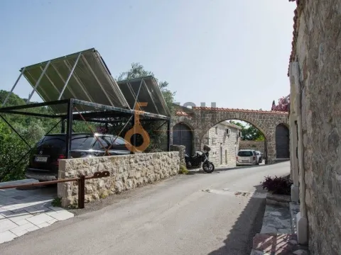 Sale, house, 440m², Budva, Crna Gora - image 20