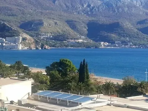 Prodaja, stan, 79m², Bečići, Budva - image 2