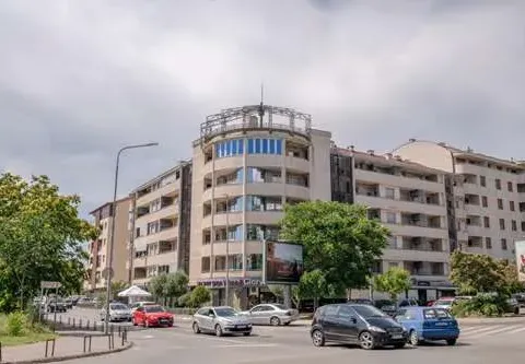 Rent, two bedroom apartment, 60m², Preko Morače, Podgorica - image 16