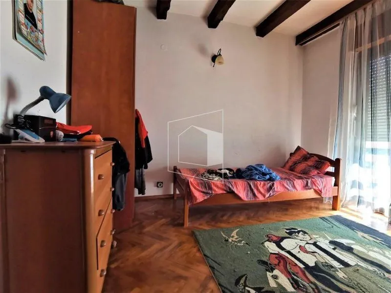 Rent, house, 250m², Stari Aerodrom, Podgorica