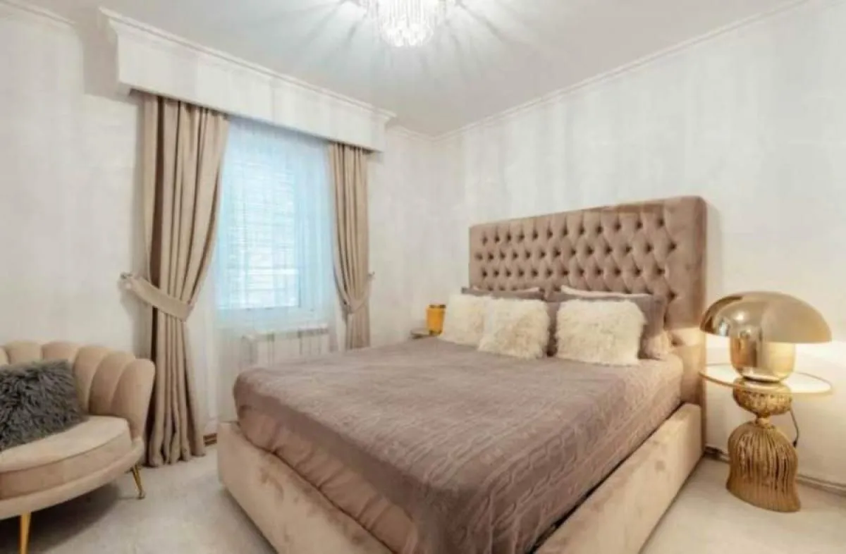 Prodaja, kuća, 180m², Savina, Herceg Novi