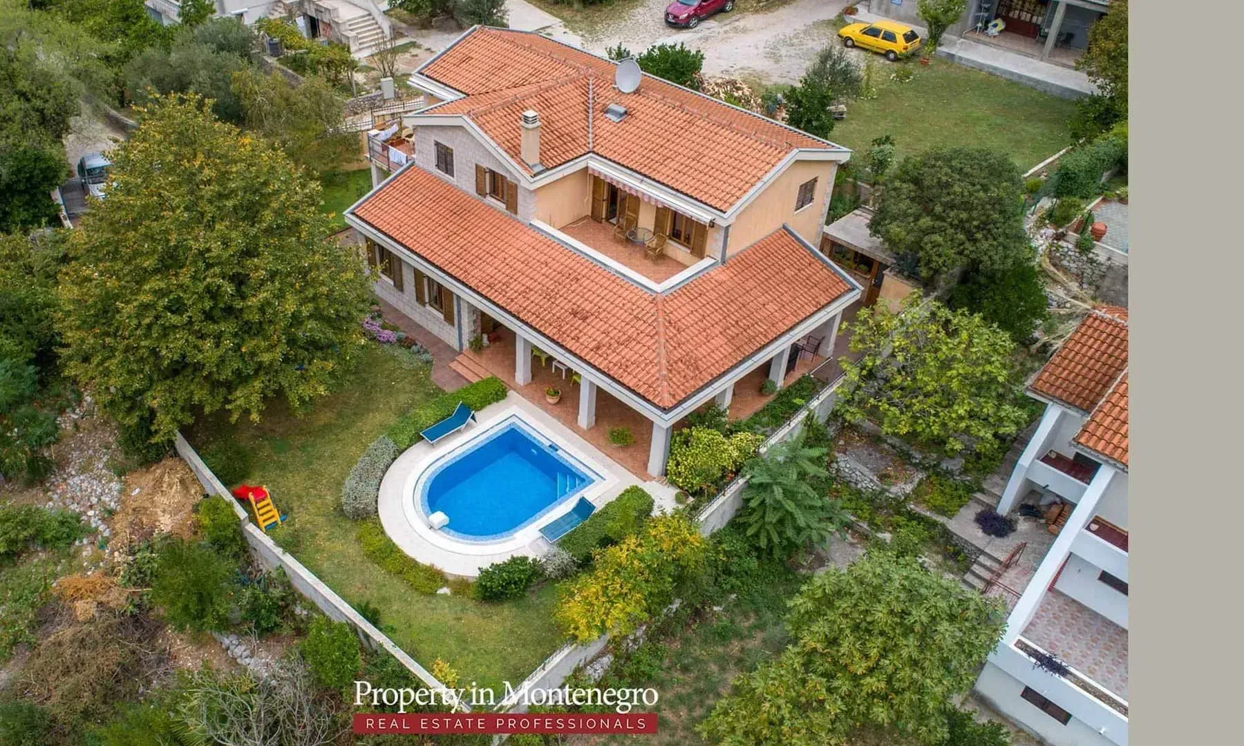 Prodaja, kuća, 303m², Orahovac, Kotor
