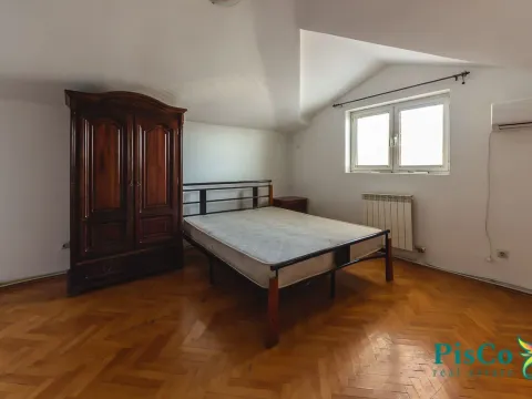 Izdavanje, kuća, 250m², Zabjelo, Podgorica - image 8