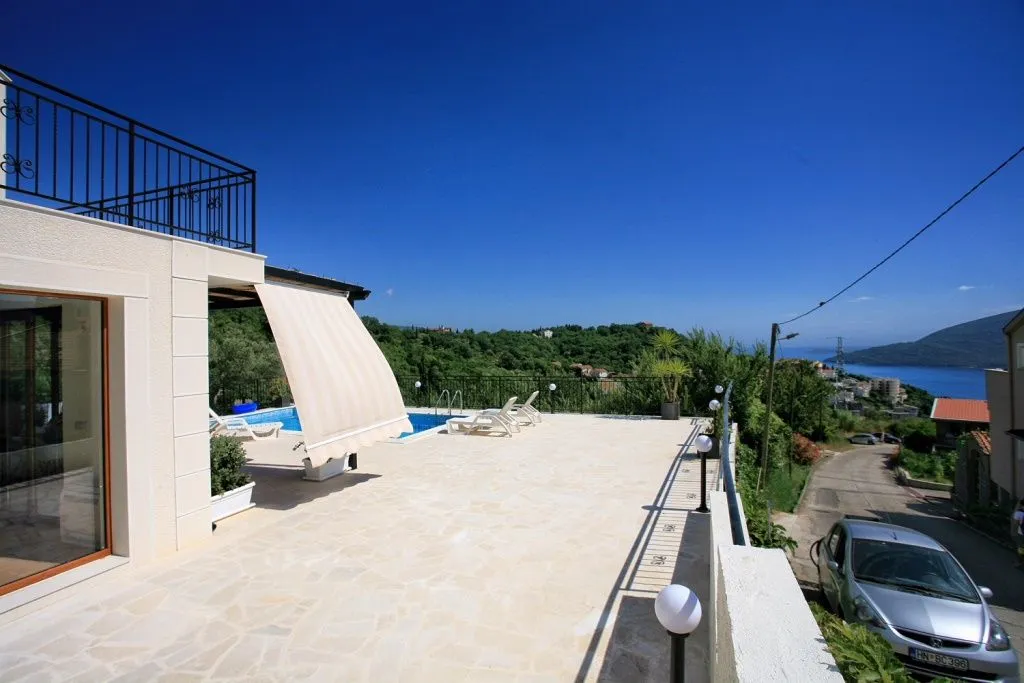 Prodaja, kuća, 402m², Kotor, Crna Gora