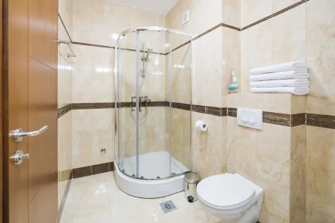 Prodaja, dvosoban stan, 72m², Bečići, Budva - image 6