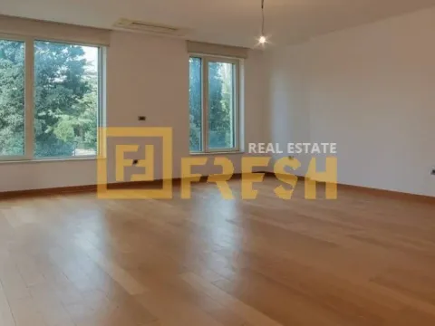 Prodaja, trosoban stan, 114m², Centar, Podgorica - image 7