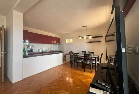 Prodaja, četvorosoban stan, 176m², Petrovac, Budva - image 2