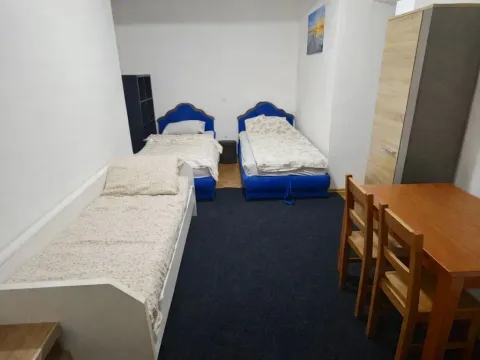 Rent, three bedroom apartment, 60m², Dumidran, Tivat - image 3