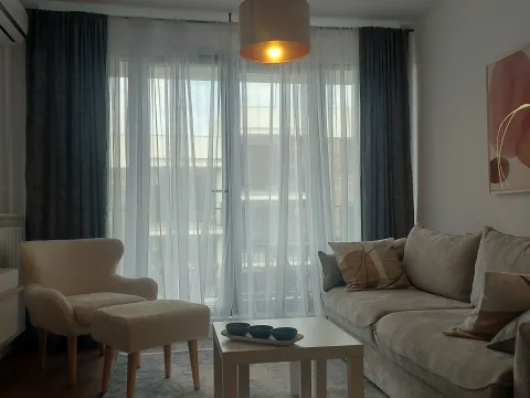 Rent, two bedroom apartment, 46m², Palilula Sve Podlokacije, Beograd - image 4