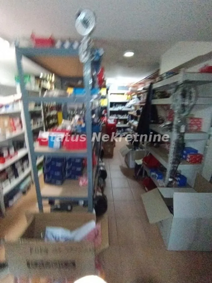 Rent, office space, 76m², Salajka, Novi Sad Sve Podlokacije