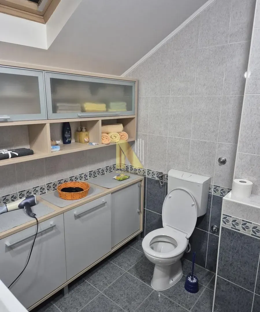 Prodaja, četvorosoban stan, 119m², Nova Detelinara, Novi Sad Sve Podlokacije