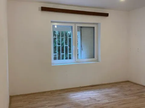 Izdavanje, dvosoban stan, 73m², Vračar Sve Podlokacije, Beograd - image 5